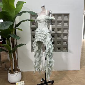 Principios de verano Diseño de nicho Cinta de algas Borla Tubo Top Vestido irregular Falda larga - Product Image 5