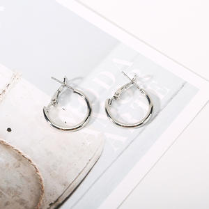 Nouvelle Collection Grandes Boucles d'Oreilles Créoles Cercles Exagérés Lisses <span class=keywords><strong>Or</strong></span> Rondes Tendance pour Femmes - Product Image 4