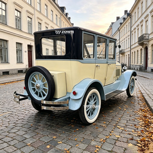Experiencia de Conducción Suave, Auto Eléctrico Retro Antiguo, Vehículo de Pasajeros Confortable para Turismo en Viñedos - Product Image 1
