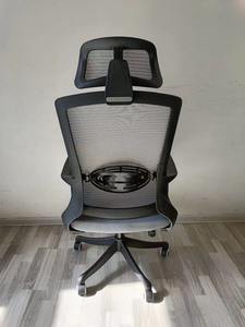 <span class=keywords><strong>Chaise</strong></span> pivotante de bureau de démarrage au <span class=keywords><strong>pied</strong></span> chromé à dos en maille pour liste de gaz à hauteur ajustée - Product Image 3