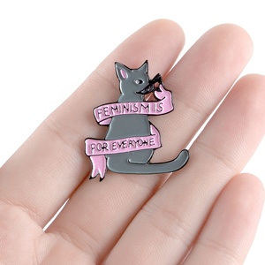 Venta caliente gatito gris lindo gato esmalte broche letra alto grado goteo aceite feminismo es para todos Pines de solapa al por mayor - Product Image 1