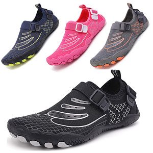 Chaussures aquatiques respirantes pour la plage, la piscine, la marche, le sport, la randonnée, le wading, antidérapantes, minimalistes, pieds nus, pour hommes - Product Image 1