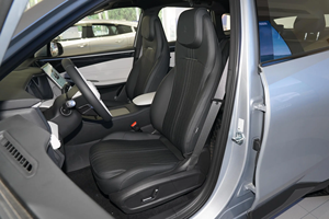 Voitures d'<span class=keywords><strong>occasion</strong></span> Galaxy L7 2024 1.5T DHT 115 km PLUS Édition Longteng SUV Hybride Rechargeable Batterie Lithium Fer Phosphate 30 kWh - Product Image 5