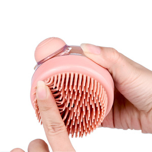 فرشاة استحمام للحيوانات الأليفة من زيهواي، صديقة للبيئة، مصنوعة من مواد PS+PP+TPR، مشط تدليك وتنظيف مع موزع صابون، محمولة باليد - Product Image 2