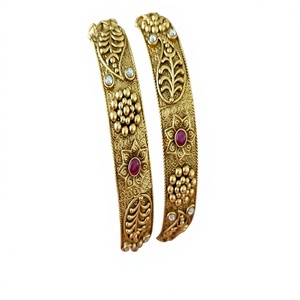 Elegante brazalete de latón chapado en oro de calidad premium con moissanita, hermoso brazalete para mujeres y niñas, colección para bodas. - Product Image 2