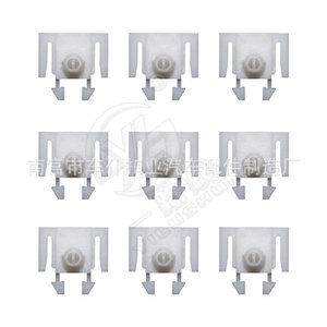 Clip de fixation automobile Smooth Sailing D1011 pour montage de jupes de carrosserie et d'arches de roue Mazda CX-4 24.3mm 23.8mm 8.2mm 10.4mm 3.5mm - Product Image 5