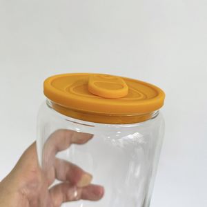 Verre à bière en borosilicate dépoli transparent de 16 oz sans BPA, en gros, pour sublimation, avec couvercle en silicone coloré pour boissons froides - Product Image 4
