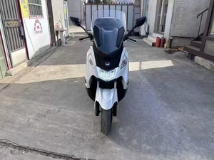Scooter <span class=keywords><strong>SYM</strong></span> <span class=keywords><strong>Joymax</strong></span> <span class=keywords><strong>Z</strong></span> Sport - Qualità Premium e Estetica Sportiva, Motore 200-400CC, Velocità Massima 130km/h, Pneumatici 300 per Giovani Piloti - Product Image 6