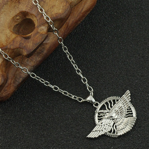 Ashur colgante collar Lama alado Toro Lamassu collares para hombre mujer asirio deidad protectora joyería - Product Image 3