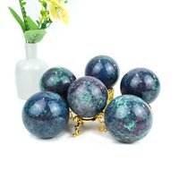 Boule de pierres précieuses naturelles guérison rubis fuchsite sphère de cristal pour la décoration de la maison