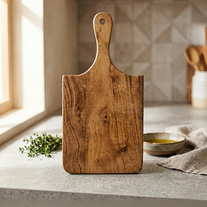 Planche à découper en bois avec poignée, 100% hêtre biologique, idéale comme planche à découper et plateau de service, planche à découper robuste - Product Image 1