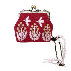 Wholesale Vintage Elegant Hand-Embroidered Animal Prints Waterproof Unisex Linen Portable Wallet Hook Loop Closure Formal - Product Image 1