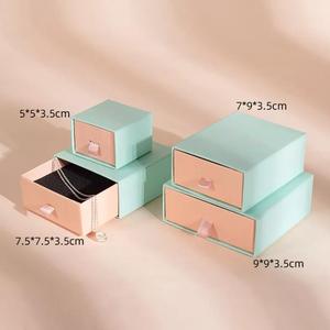 Hộp Các Tông Nhỏ Có Logo Tùy Chỉnh Sang Trọng Bán Buôn Hộp Đựng Đồ Trang Sức Hộp Đồ Trang Sức Bằng Giấy Có Miếng Bọt Biển - Product Image 3