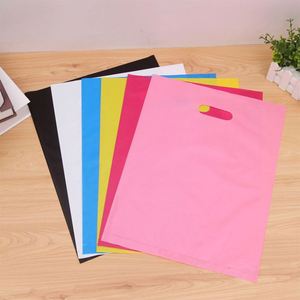 Bolsas Promocionales de Plástico con Cuatro Asas, Impresión Personalizada, para Ropa, Cosméticos y Regalos, con Texto y Gráficos - Product Image 1