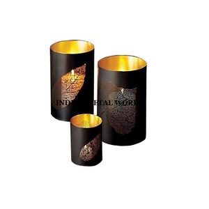 Ensemble de 2 bougeoirs de forme ronde au design tendance Photophore décoratif pour la maison, support votif en métal de couleur noire de différentes tailles - Product Image 2