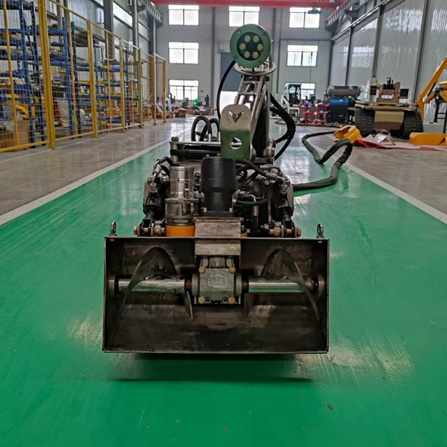 Water Proof Rubber Tracked Underwater Modern Design Easy to Operate Deep Cleaning Dredging Robot