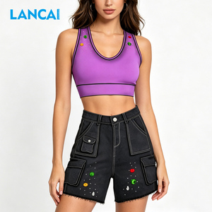 LANCAI Ensemble streetwear 2 pièces pour femme, débardeur court à strass et short cargo en jean taille haute, ensemble assorti Y2K - Product Image 4