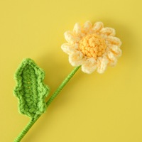 Petites branches de fleurs de marguerite et de camomille Accessoires de bouquet de mariée portables comprenant des seaux Paniers de câlin Objets décoratifs