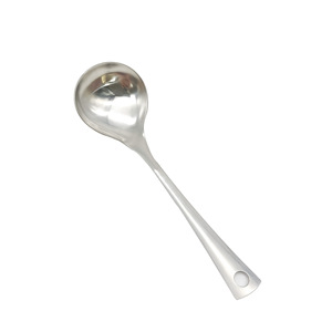 Louche à soupe à long manche en acier inoxydable 304, cuillère écumoire pour fondue, passoire tendance pour cuisine domestique et restaurant - Product Image 5
