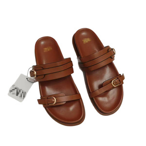 ZA2024 moda estiva <span class=keywords><strong>da</strong></span> <span class=keywords><strong>donna</strong></span> per pantofole eleganti sandali piatti con cinturini per abiti <span class=keywords><strong>da</strong></span> spiaggia <span class=keywords><strong>da</strong></span> <span class=keywords><strong>casa</strong></span> <span class=keywords><strong>scarpe</strong></span> <span class=keywords><strong>da</strong></span> spiaggia - Product Image 1