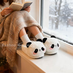 Chaussons confortables et adorables pour femmes, design personnalisé, pantoufles douces et chaudes antidérapantes pour tout-petits - Product Image 5