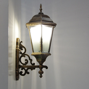 Lámpara LED de pared impermeable para exteriores de estilo europeo, iluminación decorativa Solar de aleación de aluminio para jardín, patio, casa, porche, decoración - Product Image 6