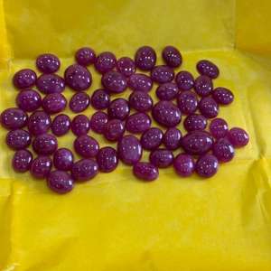 Cabujones de rubí natural de grado comercial, cabujones de rubí calentados de tamaño libre con forma ovalada suelta - Product Image 4