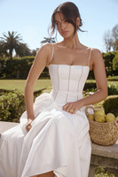Robe de mode décontractée à bretelles spaghetti blanches pour femmes, robe corset à col carré, jupe plissée, robe de soirée formelle en coton léger