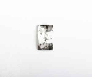 Anillo con Colgante en Forma de Y con Iniciales del Alfabeto, con Diamante Cultivado en Laboratorio Certificado por IGI de 1.16 CT, 9.8x8.5mm, Color Sal y Pimienta - Product Image 6