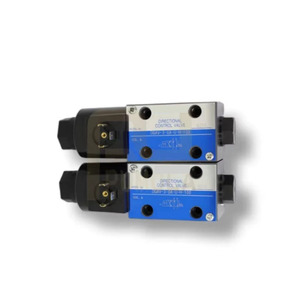 Solenoide Hidráulico Serie DG4V-3, Modelos DG4V-3-0A-M-U-H-100, DG4V-3-2A-U-L-H-60H, DG4V-3/5-0C/2A-M-P2/7/U1/7-H/T/V-7-40/52/54/56 - Product Image 3