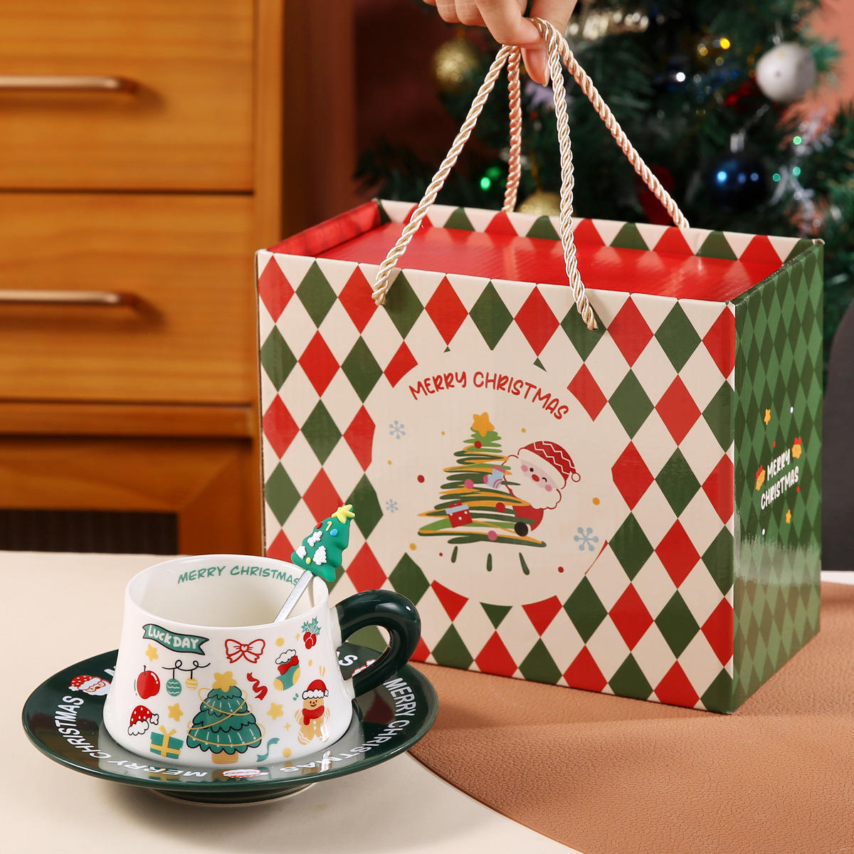 Christmas gift cup and saucer [gift box]