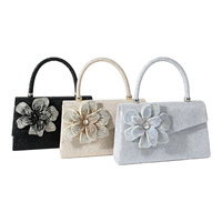Pochette de soirée scintillante à fleurs en strass pour femme, sac à main élégant avec chaîne pour mariage et fête