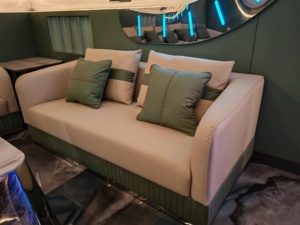 Ensemble de canapés pour boîte de nuit avec structure en acier inoxydable - Mobilier KTV de qualité commerciale pour projets de grande envergure - Product Image 4
