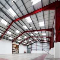 Edificio de taller prefabricado con estructura de acero ligero certificada por ASTM con servicios de soldadura, corte y doblado