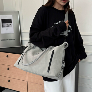 Grands sacs de voyage pour femmes, sac de week-end tendance, sac de voyage de grande capacité, sac de voyage unisexe pour le sport et les affaires - Product Image 4