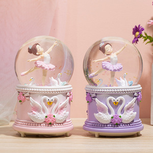 Caja Musical de Bola de Nieve con Bailarina de <span class=keywords><strong>Ballet</strong></span> y Cisne, Base de Cisne, Bola de Cristal Musical Iluminada, Adorno de Mesa, Regalo de Cumpleaños para Niños - Product Image 2