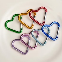 Mini fermoir en forme de cœur en alliage d'aluminium coloré, petit crochet d'extérieur avec boucle à ressort multifonctionnelle pour la randonnée, fermoir et crochet