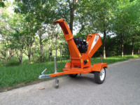 Broyeur de branches d'arbre à alimentation hydraulique, moteur à essence 15HP, machine à broyer le bois avec certification CE