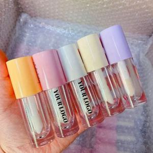 Tubes de gloss à lèvres personnalisables de 7 ml avec un grand applicateur en plastique recyclable, conteneur de blush avec étiquette personnalisée - Product Image 3