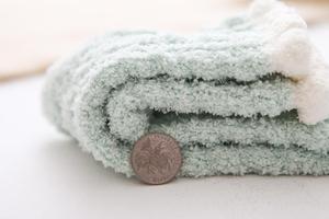 Calzini in <span class=keywords><strong>Pile</strong></span> di Corallo con Design Intrecciato e Ondulato, Morbidi e Pelosi per Donne - Product Image 5