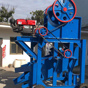 Concasseur à mâchoires mobile portable à moteur diesel de petite taille PE 150 x 250 250x400 200x300 Machine de concassage de pierres - Product Image 6