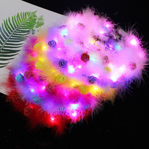 Serre-tête lumineux en plumes et roses avec nœud, <span class=keywords><strong>couronne</strong></span> florale tendance pour la photographie et les fêtes - Product Image 1