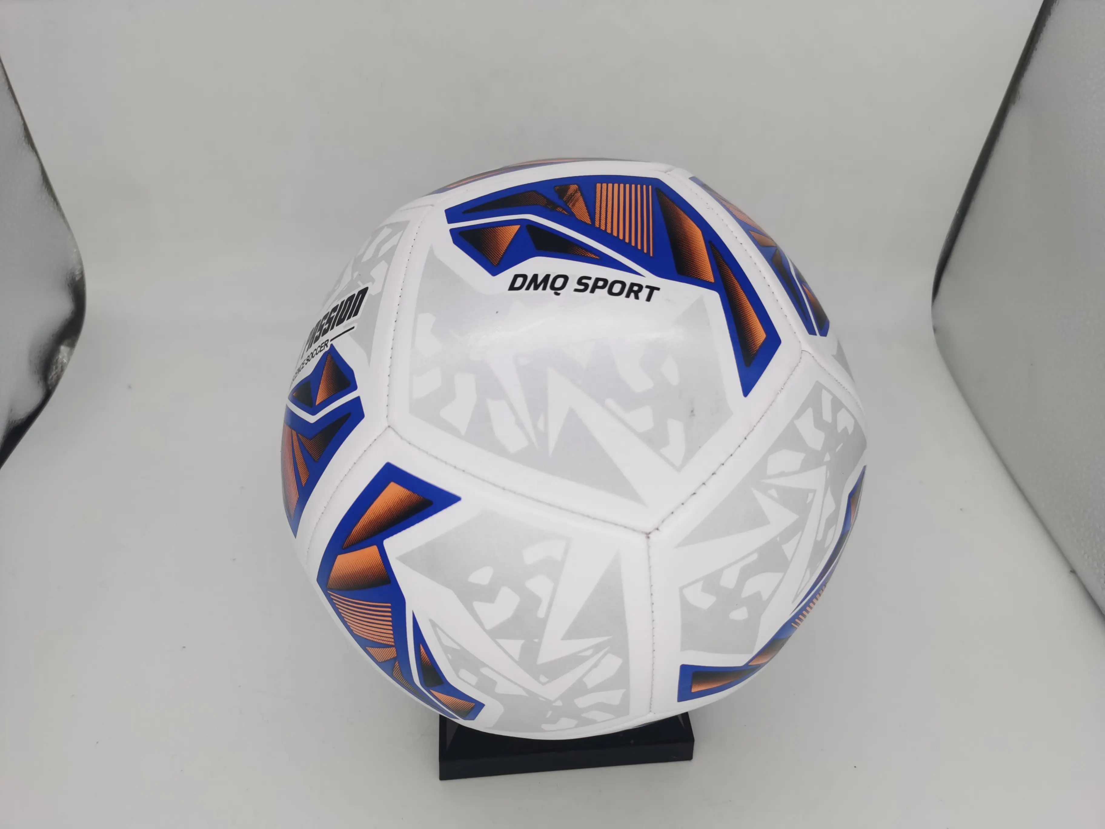 Custom logo red LED Machine Stitching PVC Soccer size 5 luminous football glow in dark led light up soccer ball