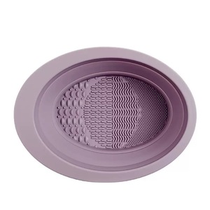 Bol pliable en silicone pour nettoyer les pinceaux de maquillage avec un tampon éponge pour un nettoyage en douceur, design portable - Product Image 3