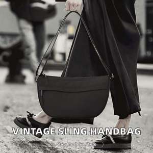 Bolso tipo cubo para mujer, tipo hobo, tipo bandolera, de piel auténtica con asa superior - Product Image 2