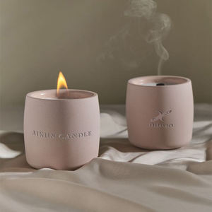 AIKUN Long Lasting <b>Decorative</b> Hand Poured Scented Candle Aroma Candle Pink Ceramic <b>Jar</b> for Bathroom OEM - Product Image 3