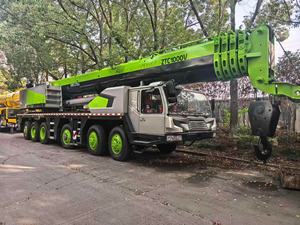 รถเครนไฮดรอลิก ZOOMLION รุ่นที่ดีที่สุด ขนาด 260 300 ตัน ปี 2025 รุ่น ZTC2600 ใหม่จากจีน ยี่ห้ออันดับ 1 ขายตรงจากโรงงานในเซี่ยงไฮ้ - Product Image 2