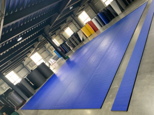 6x42 Home 12m 12m Custom <span class=keywords><strong>Roll</strong></span> <span class=keywords><strong>up</strong></span> 10x10 ft Estera DE LUCHA gruesa profesional para interiores y exteriores - Product Image 5