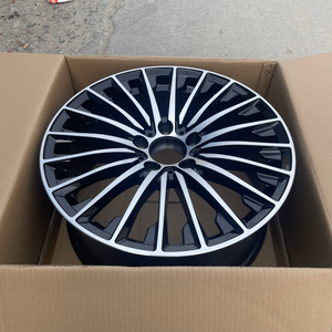 Jantes en alliage d'aluminium haute performance Jy 18-19 pouces, design multi-rayons, pour voitures particulières et <span class=keywords><strong>SUV</strong></span> <span class=keywords><strong>Mercedes</strong></span>-<span class=keywords><strong>Benz</strong></span>, fabrication Flow Forming - Product Image 2