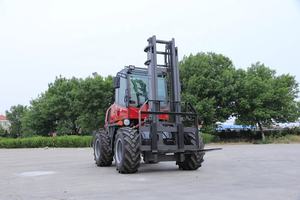 Carretilla elevadora todoterreno diésel de 3,5 toneladas con altura de elevación de 4-6 metros y modelo de tracción en las 4 ruedas a la venta a bajo precio - Product Image 5